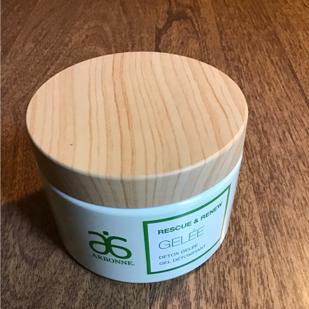 Arbonne Rescue and Renew Detox Gelee Sealed - New without box
